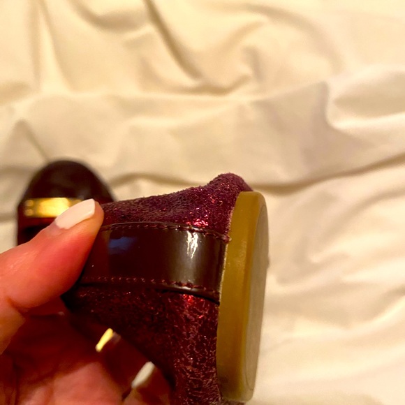 Coach Darsi Metallic Burgundy ballet flats with Gold hardware size 8.5 - Picture 10 of 16